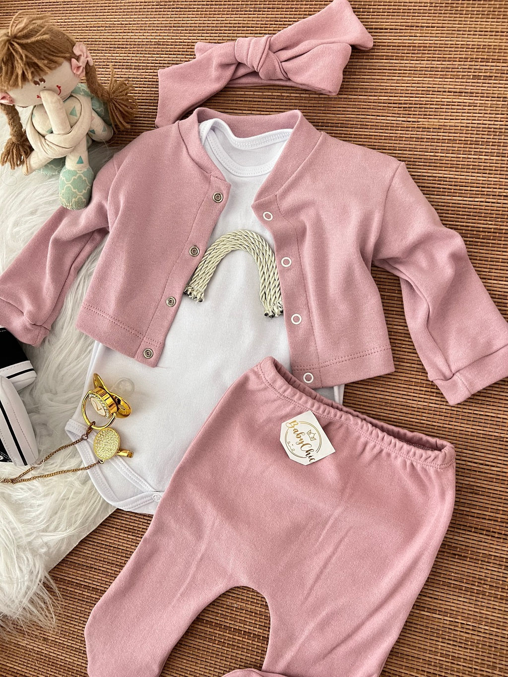 Kit estiloso em fio egípcio